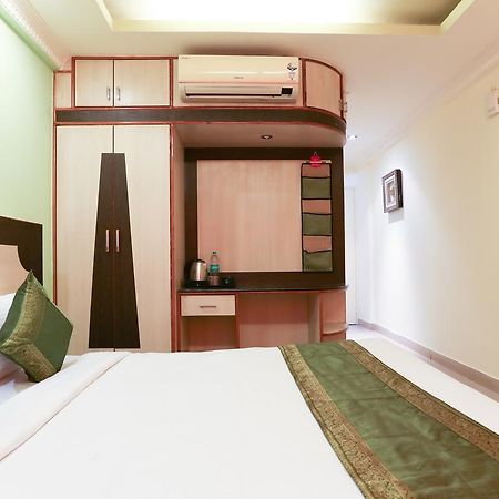 Treebo Trip Grand Regency Hotel Bangalore Bagian luar foto