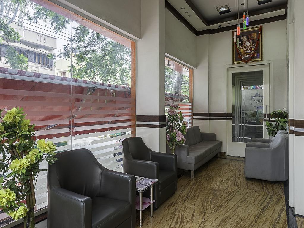 Treebo Trip Grand Regency Hotel Bangalore Bagian luar foto
