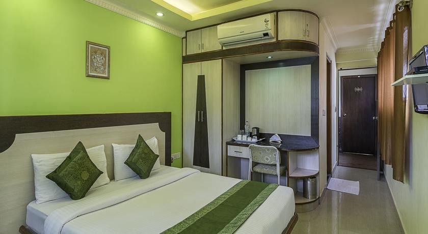 Treebo Trip Grand Regency Hotel Bangalore Bagian luar foto